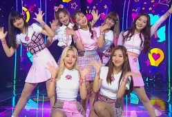 韩国女团跳舞视频,动感旋律下的青春活力演绎